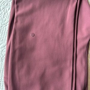 Lululemon on the fly pant